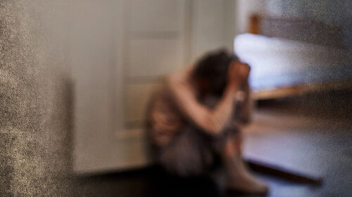 "매일 피멍, 족쇄까지"…단둘이 사는 노부부 가장 위태