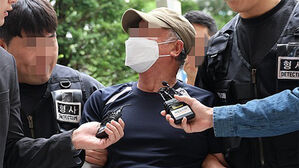 접근금지 끝나자 아내 찾아가 살해한 60대 무기징역 구형