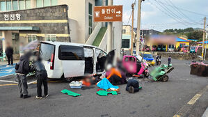 '13명 사상' 우도 돌진 사고 60대 운전자 긴급체포