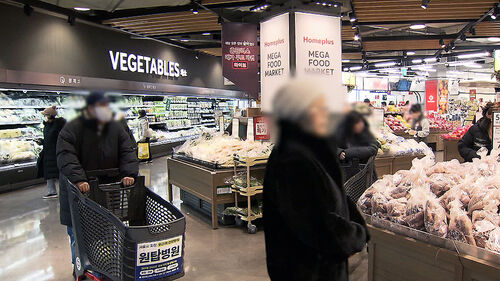 소비 심리 3개월 만에 반등…8년 만의 최고치