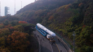 누리호, 우주 향해 다시 우뚝&hellip;모레 새벽 발사