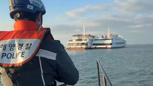 완도 해상서 62명 탄 여객선 기관 고장&hellip;"승객 모두 무사"