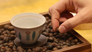 과장정보 피해본 '만랩커피' 점주, 조정원이 손배 판결 지원