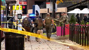 백악관 인근서 주 방위군 피격&hellip;2명 중태