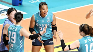 GS칼텍스 레이나, 일본서 치료 중&hellip;이영택 감독 "곧 돌아올 것"