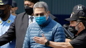 트럼프, 미국서 45년형 복역중인 온두라스 전 대통령 "사면하겠다"