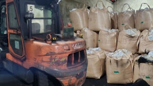 울산 온산공단 공장서 1톤 대형자루 깔린 작업자 숨져