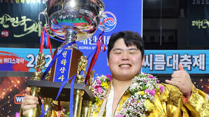 '자이언트 베이비' 김민재, 통산 세 번째 천하장사 등극