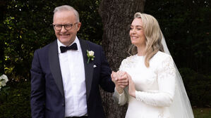 61세 호주 총리, 16살 연하 약혼녀와 비공개 결혼식