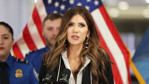 전 CIA 협력자가 왜 미군 쐈나&hellip;미 장관 "아프간서 입국 후 급진화"