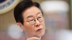 이 대통령 "내란의 어둠 온전히 밝혀내야&hellip;국가 정상화에 전력투구"