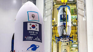 고해상도 위성 아리랑 7호 발사 성공&hellip;"차량 식별 가능"