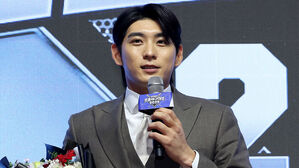 이정후 "WBC 대표팀 등번호 51번, 문현빈에게 양보할 것"