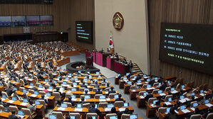 '727.9조' 이재명 정부 첫 예산안 국회 통과&hellip;5년 만에 시한 지켜