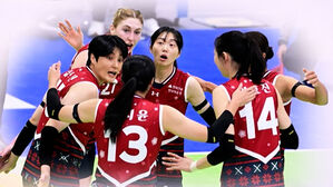 '크리스마스 유니폼' 입고&hellip;현대건설 2위로 점프