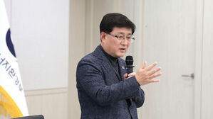 썸네일 이미지:"원전은 유연하게, 재생은 싸게"…출범 2개월 기후부 5대 과제