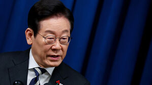 이 대통령 "물가 상승은 급격한 경제회복 때문&hellip;고물가는 아냐"