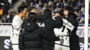 K리그1 제주, 승강 PO 1차전서 PK 골로 수원 제압&hellip;잔류 청신호