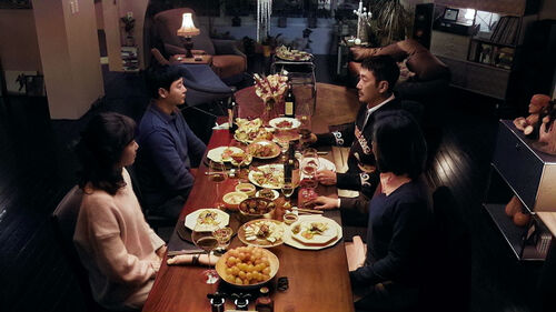 윗집사람들, 콘크리트 마켓, 정보원…한국 영화 기대작 개봉