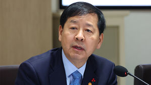 구윤철, 피치에 "AI&middot;반도체 첨단산업 경쟁력에 경제 주체 협업"