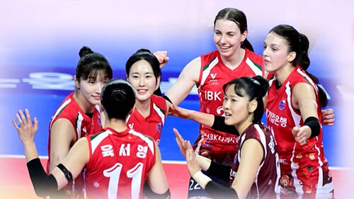 '연속 13득점' 신기록…기업은행 3연승