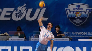 러셀의 파워 서브&hellip;대한항공 9연승 질주