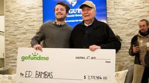 88세에도 마트서 일하던 미 노인&hellip;SNS 25억원 모금에 눈물