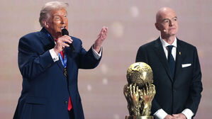 트럼프 "미국도 축구 '풋볼'로 부르자"&hellip;해묵은 논란 참전