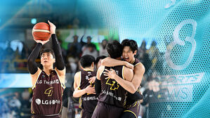 '17점 차 뒤집기'&hellip;LG의 무서운 뒷심!