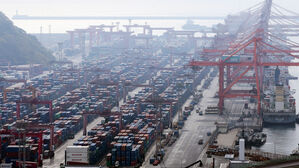 이달 1∼10일 수출 17.3%↑&hellip;반도체 46% 증가