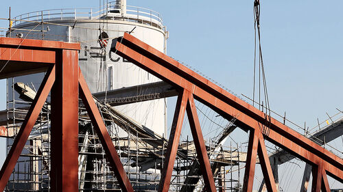 지지대 없이 뼈대로 둔 채…특허 쓰다 도서관 붕괴됐나