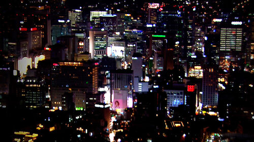 "일 못 해요" LED 번쩍번쩍…"기준 이하" 제재 못 하나?