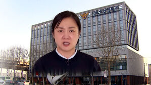 '활동 중단' 뒤 처음 얼굴 보인 박나래&hellip;잠시 뜸들이더니