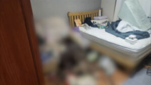 [단독] '아내 방치 사망' 부사관 살인 혐의 기소