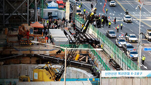 신안산선 현장서 또&hellip;철근 떨어져 2명 사상