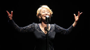 '신의 아그네스'부터 '명성황후'까지&hellip;무대 위 슈퍼스타 윤석화