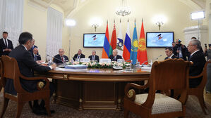 푸틴, 옛 소련 국가 정상들과 경제 협력 논의