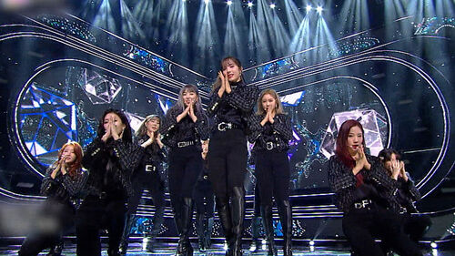 우주소녀 이루리, 올해도 새해 첫날 주목받아