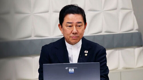 "탈당 않겠다" 첫 입장…다주택자·후원자 공천?