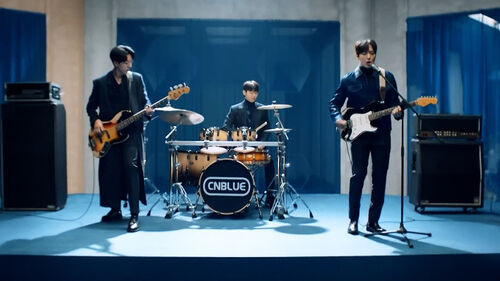 씨엔블루, 오늘 정규 3집 3LOGY 발매