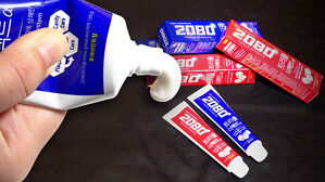 [단독] '금지 성분' 2080 치약, 국내 3년간 팔렸다