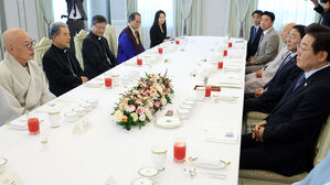 이 대통령, 오늘 종교 지도자 오찬..지혜&middot;역량 경청