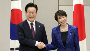 이 대통령 "한일 국교정상화 환갑, 새 60년 시작&hellip;손 꼭잡고 가야"