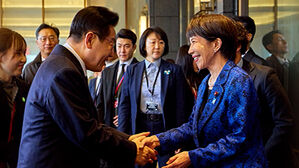 한일 정상, 비공개 환담 후 만찬&hellip;이 시각 나라현