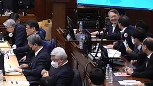 사형 구형된 윤석열 "비상계엄은 호소"&hellip;'계몽령' 주장 반복