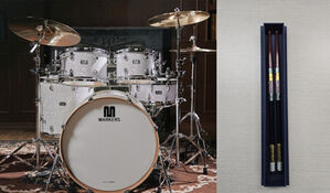 이 대통령, 다카이치에 한국산 드럼&middot;드럼스틱 선물