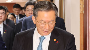 정성호 법무장관 "검찰 개혁, 국민 위한 제도 뭔지 숙의해야"