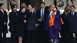 이 대통령, 다카이치와 '고대 한일 교류 역사' 호류지 사찰 찾아