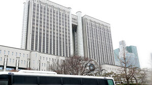 보험 상담 뒤 보안요원에 흉기 휘두른 50대 남성 구속