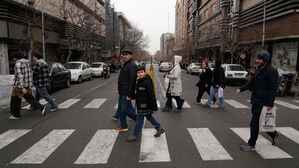 '피의 진압'에 이란 시위 소강상태&hellip;주민들 "계엄령 같은 상황"